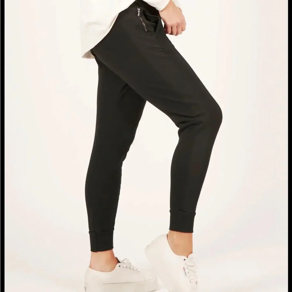 SUZY D LONDON Women's Black Jogger Pants,size L,Made in Italy,NWT - Picture 2 of 16